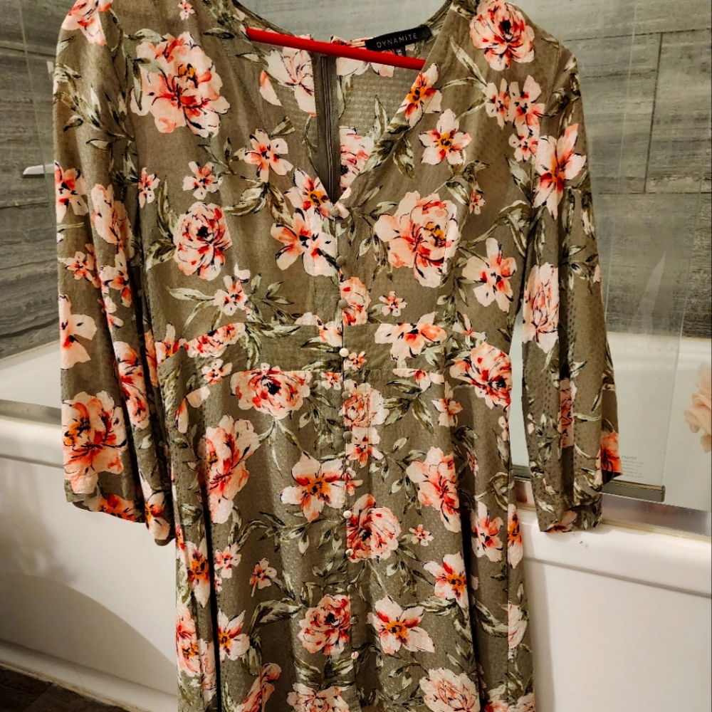 Dress Dynamite9